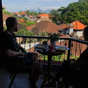 캠프장 Kampung Sari